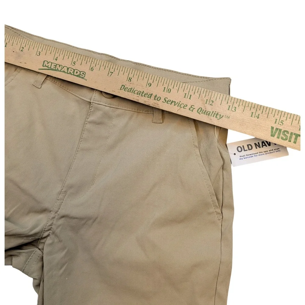 Old Navy Boys Khaki Quick Dry Performance Chino Shorts Size 10 NWT 884307-01-1
